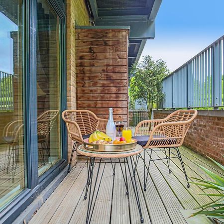 Campbell Park Apartment - City Centre - Free Parking, Balcony, Super-Fast Wifi And Smart Tv With Netflix By Yoko Property Мілтон-Кінз Екстер'єр фото